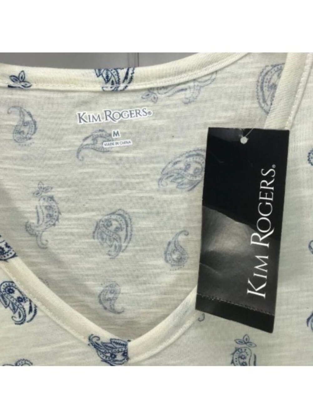 NWT Kim Rogers Size M Red White & Blue Star Paisley Graphic Tee Casual Patriotic - Picture 3 of 5